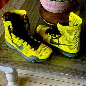 Kobe 10’s Opening Night size 10.5